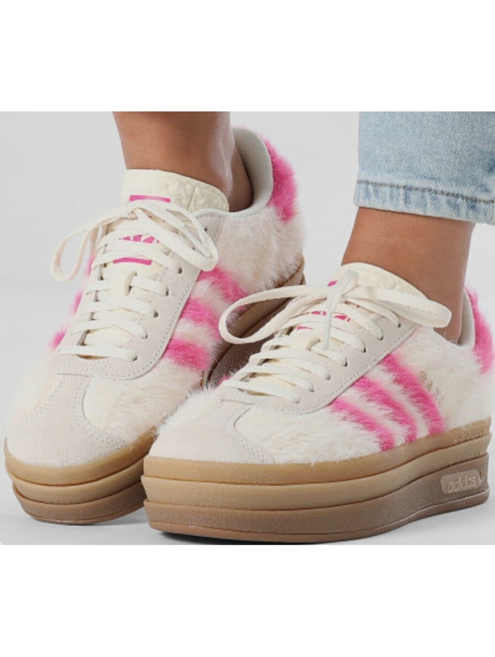 Adidas Gazelle Bold Platform Shoes Fuzzy Fur Pink White Womens Size 9.5 JS3908